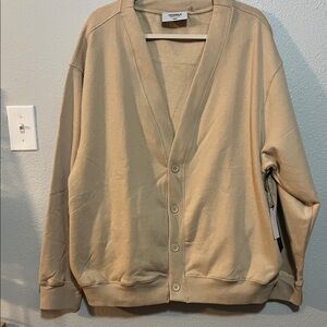 Beige Button-Up Cardigan nwt men’s size large grandpa scholar academia